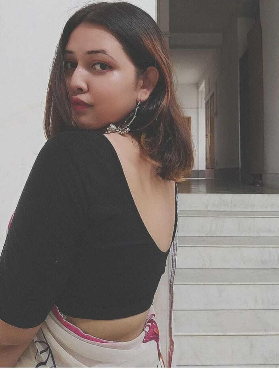 best Moti Nagar call girl